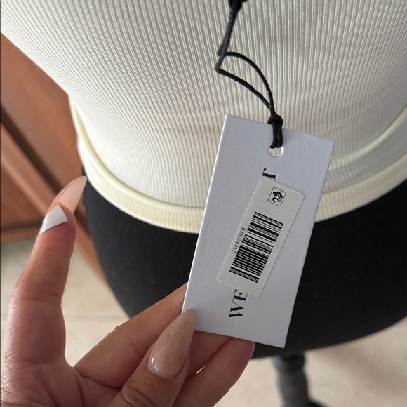 WEWOREWHAT Cream Ribbed Spaghetti Strap Crop Top - Picture 4 of 6